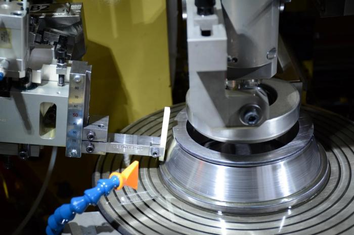 Machining presisi domestik ana swing