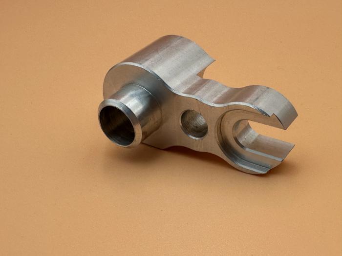 Analisis enem metode nglereni umum ing machining CNC
